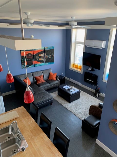 Great Auk Suite